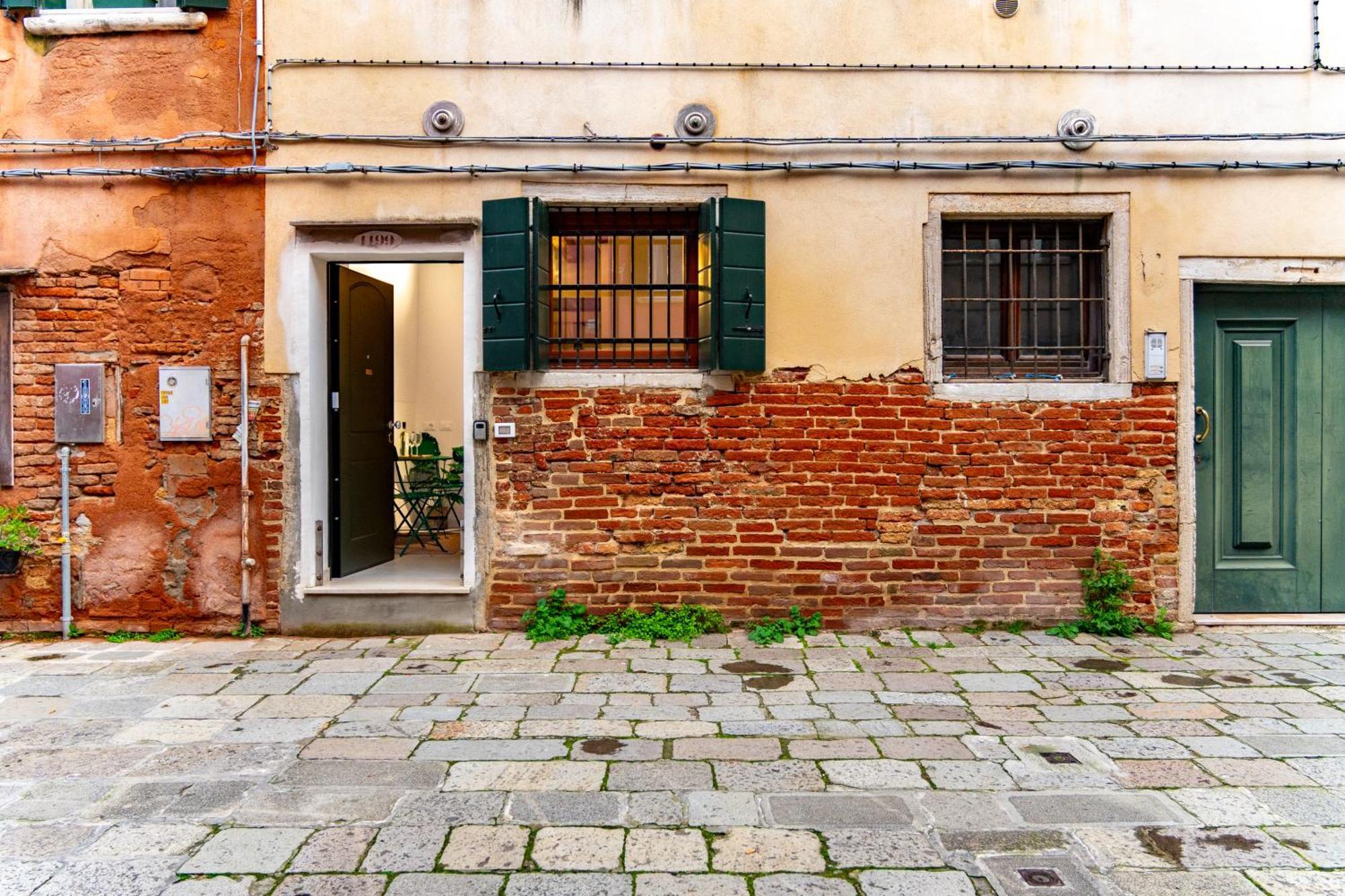 Recreate Studio - Biennale Venedig Exteriör bild