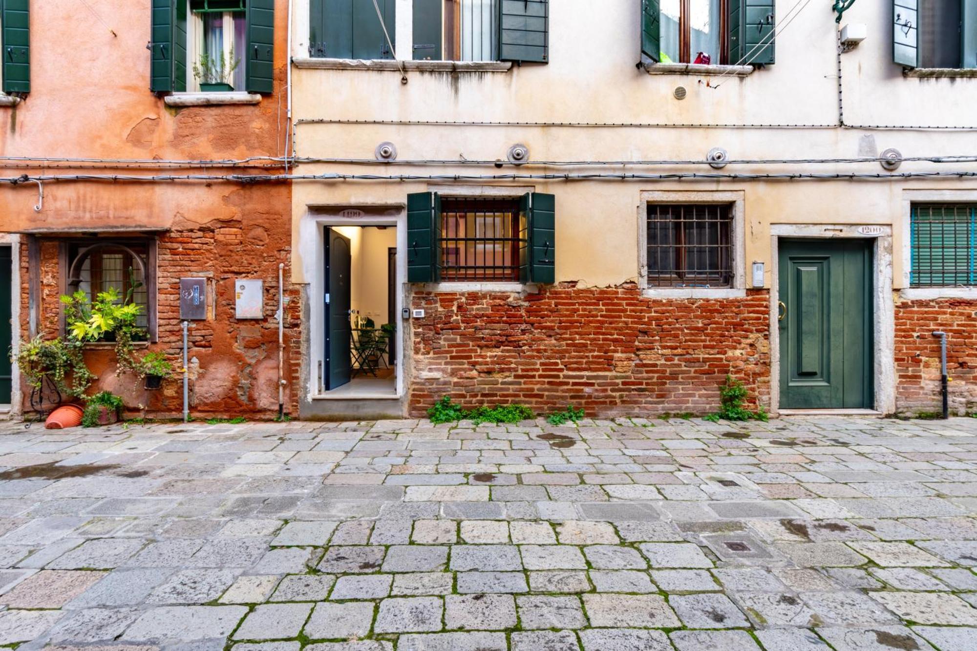 Recreate Studio - Biennale Venedig Exteriör bild